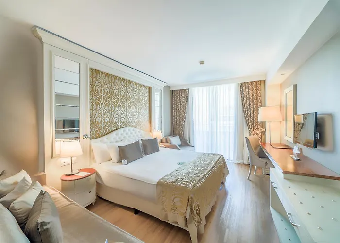 Aska Lara Resort & Spa Hotel